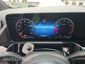 2025 Mercedes-Benz GLA 250 - miniatura 12