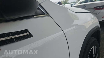 2025 Mercedes-Benz GLA 250 - miniatura 24