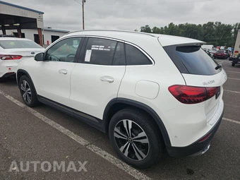 2025 Mercedes-Benz GLA 250 - miniatura 6
