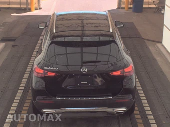 2025 Mercedes-Benz GLA 250 - miniatura 5