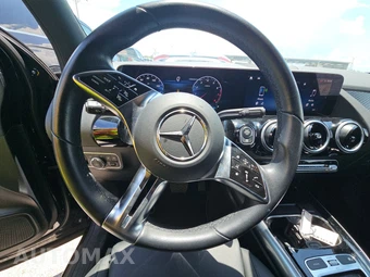 2025 Mercedes-Benz GLA 250 - miniatura 10