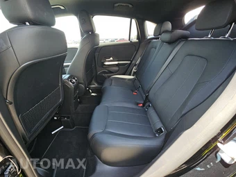 2025 Mercedes-Benz GLA 250 - miniatura 13