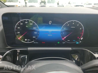 2025 Mercedes-Benz GLA 250 - miniatura 18