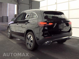 2025 Mercedes-Benz GLA 250 - miniatura 8