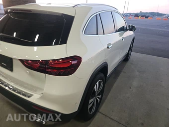 2025 Mercedes-Benz GLA 250 - miniatura 4