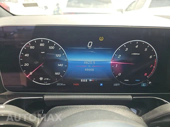 2025 Mercedes-Benz GLA 250 - miniatura 12