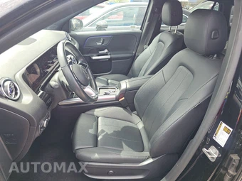 2025 Mercedes-Benz GLA 250 - miniatura 7