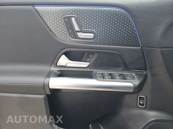 2025 Mercedes-Benz GLA 250 - miniatura 9