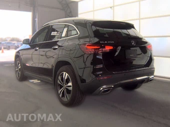 2025 Mercedes-Benz GLA 250 - miniatura 8