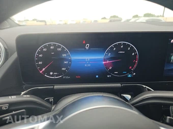 2025 Mercedes-Benz GLA 250 – miniatura 12