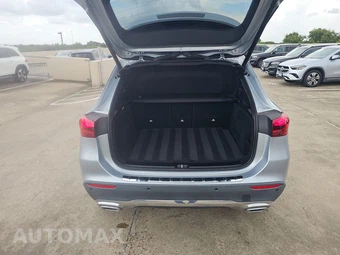 2025 Mercedes-Benz GLA 250 – miniatura 16