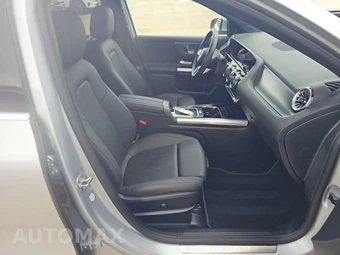 2025 Mercedes-Benz GLA 250 – miniatura 8