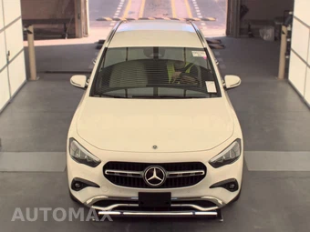 2025 Mercedes-Benz GLA 250 - miniatura 2