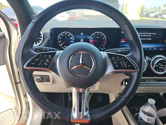 2025 Mercedes-Benz GLA 250 - miniatura 16