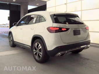 2025 Mercedes-Benz GLA 250 - miniatura 8