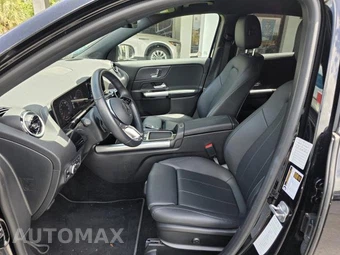 2025 Mercedes-Benz GLA 250 - miniatura 11