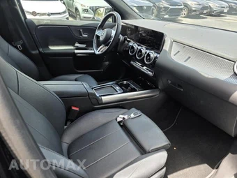 2025 Mercedes-Benz GLA 250 - miniatura 6