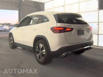 2025 Mercedes-Benz GLA 250 - miniatura 8