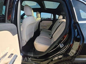 2025 Mercedes-Benz GLA 250 - miniatura 19