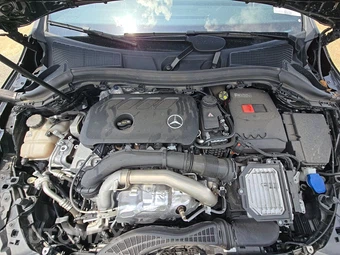 2025 Mercedes-Benz GLA 250 – miniatura 16