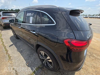 2025 Mercedes-Benz GLA 250 – miniatura 6