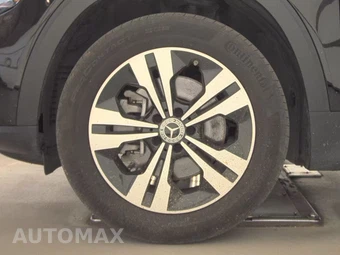 2025 Mercedes-Benz GLB 250 4MATIC – miniatura 9