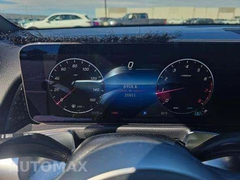 2025 Mercedes-Benz GLB 250 4MATIC – miniatura 10
