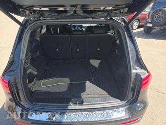 2025 Mercedes-Benz GLB 250 4MATIC – miniatura 15