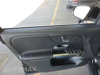 2025 Mercedes-Benz GLB 250 4MATIC – miniatura 15