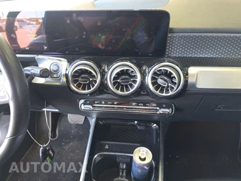 2025 Mercedes-Benz GLB 250 4MATIC – miniatura 17