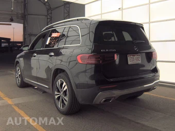 2025 Mercedes-Benz GLB 250 4MATIC – miniatura 8