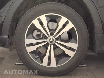 2025 Mercedes-Benz GLB 250 4MATIC – miniatura 9