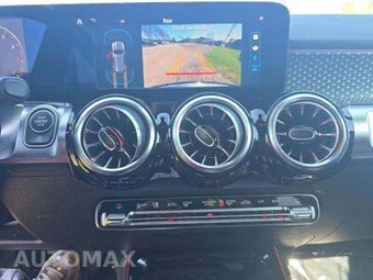 2025 Mercedes-Benz GLB 250 4MATIC – miniatura 11
