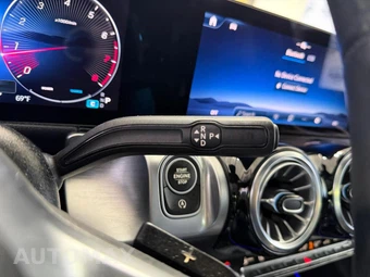 2025 Mercedes-Benz GLB 250 4MATIC - miniatura 34