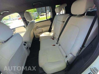2025 Mercedes-Benz GLB 250 4MATIC – miniatura 13