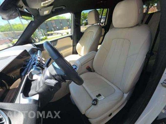 2025 Mercedes-Benz GLB 250 4MATIC – miniatura 6