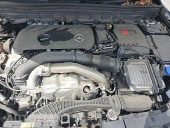 2025 Mercedes-Benz GLB 250 4MATIC - miniatura 22