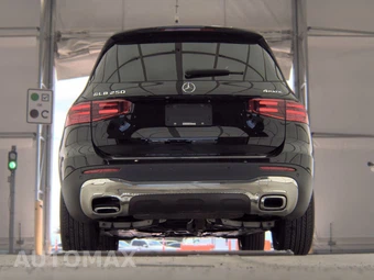 2025 Mercedes-Benz GLB 250 4MATIC - miniatura 7
