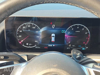 2025 Mercedes-Benz GLB 250 4MATIC – miniatura 12