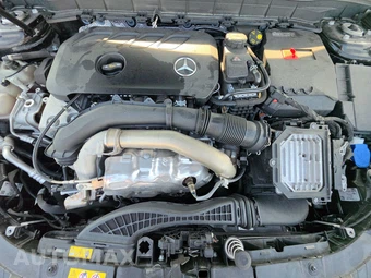 2025 Mercedes-Benz GLB 250 - miniatura 22