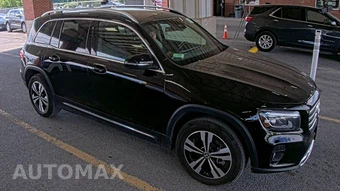 2025 Mercedes-Benz GLB 250 – miniatura 3