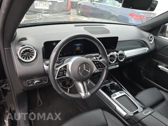 2025 Mercedes-Benz GLB 250 - miniatura 11