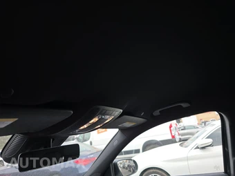 2025 Mercedes-Benz GLB 250 - miniatura 14