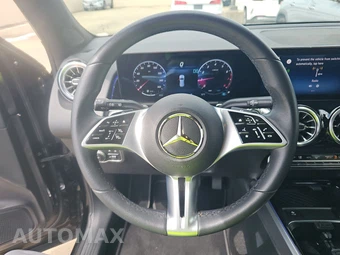2025 Mercedes-Benz GLB 250 – miniatura 10