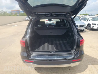 2025 Mercedes-Benz GLB 250 – miniatura 16