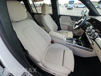 2025 Mercedes-Benz GLB 250 - miniatura 14