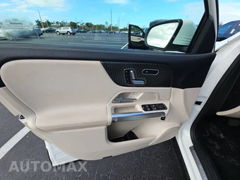 2025 Mercedes-Benz GLB 250 - miniatura 15