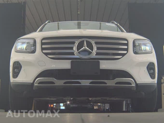 2025 Mercedes-Benz GLB 250 - miniatura 3
