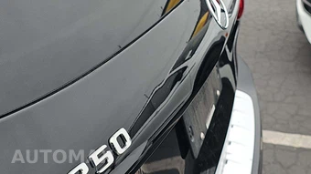 2025 Mercedes-Benz GLB 250 – miniatura 27