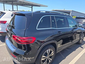 2025 Mercedes-Benz GLB 250 – miniatura 4